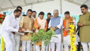 Bhupender Yadav participates in massive plantation drive “Ek Pedh maa Ke Naam’’ in Indore, Madhya Pradesh 